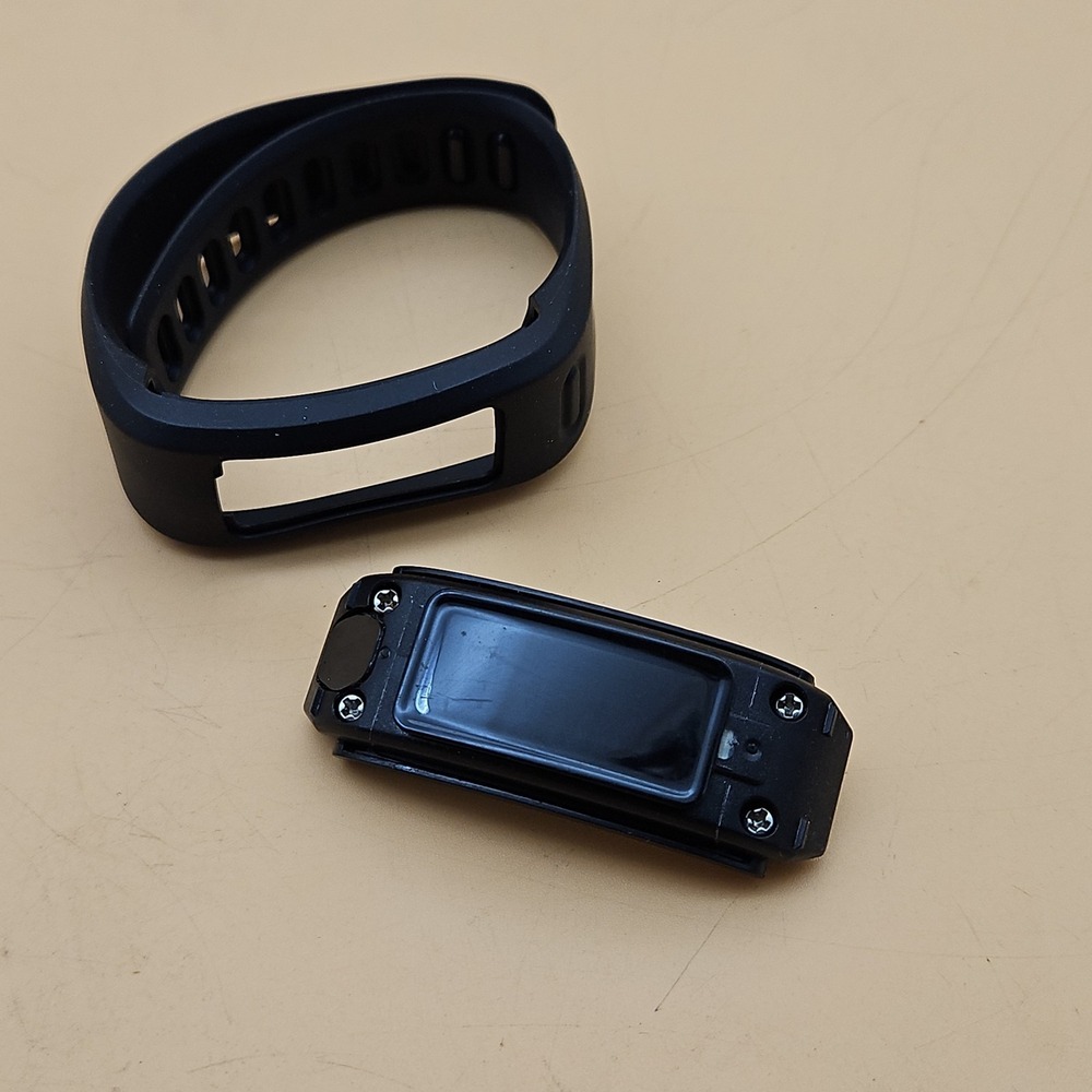 Garmin VivoFit Fitness Activity Tracker With Band F4ARND00